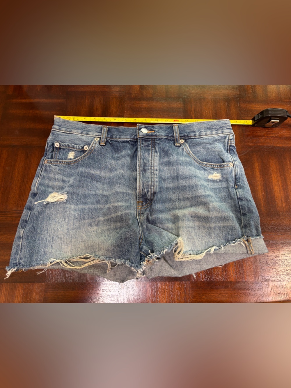 Everlane Distressed Relaxed 90s Denim Jean Shorts